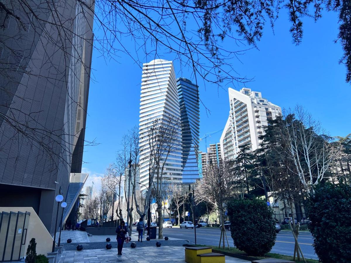 Apartment In Axis Towers, Tbilisi Business Center Exterior photo